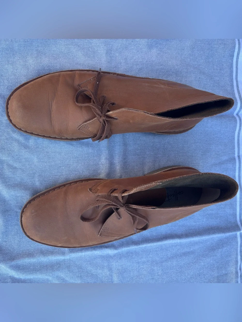 Clarks Collection Brown Leather Chukka Boots - Simple Lace-Up Design Desert Boot